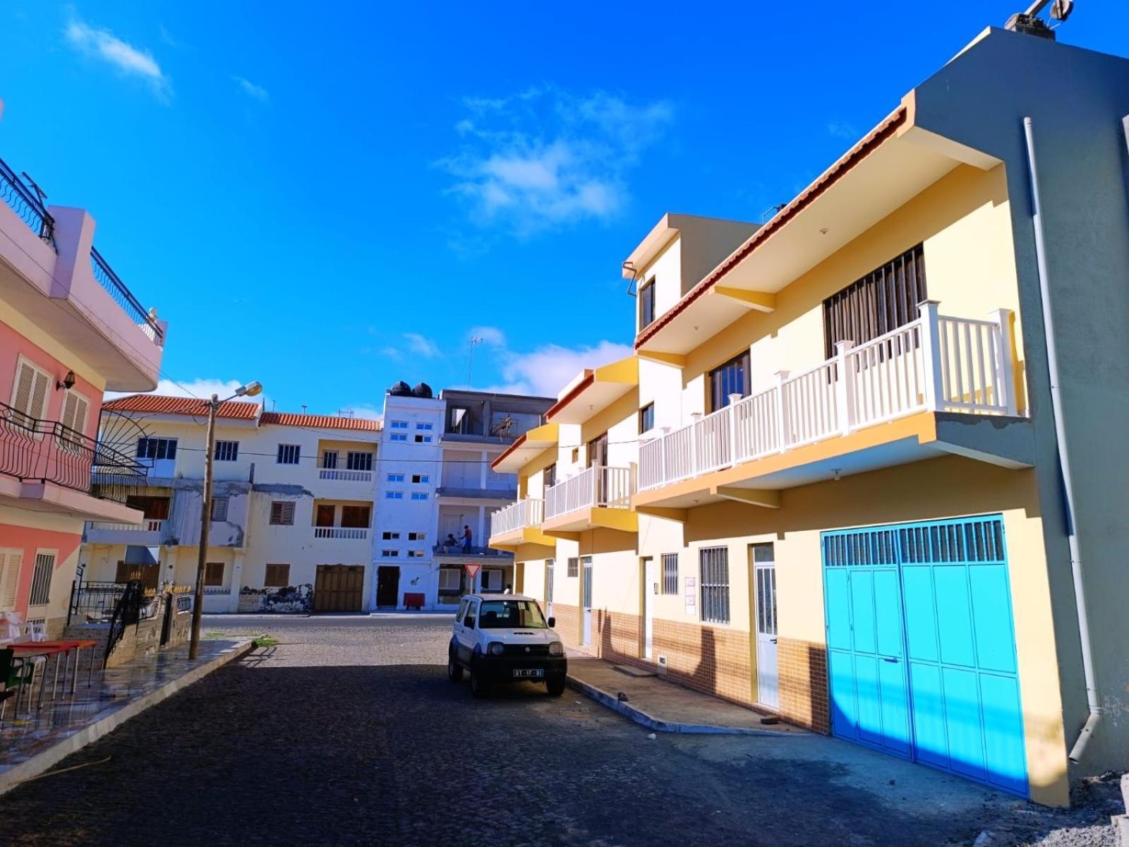 Pensao Dona Fica Appartement Tarrafal  Buitenkant foto