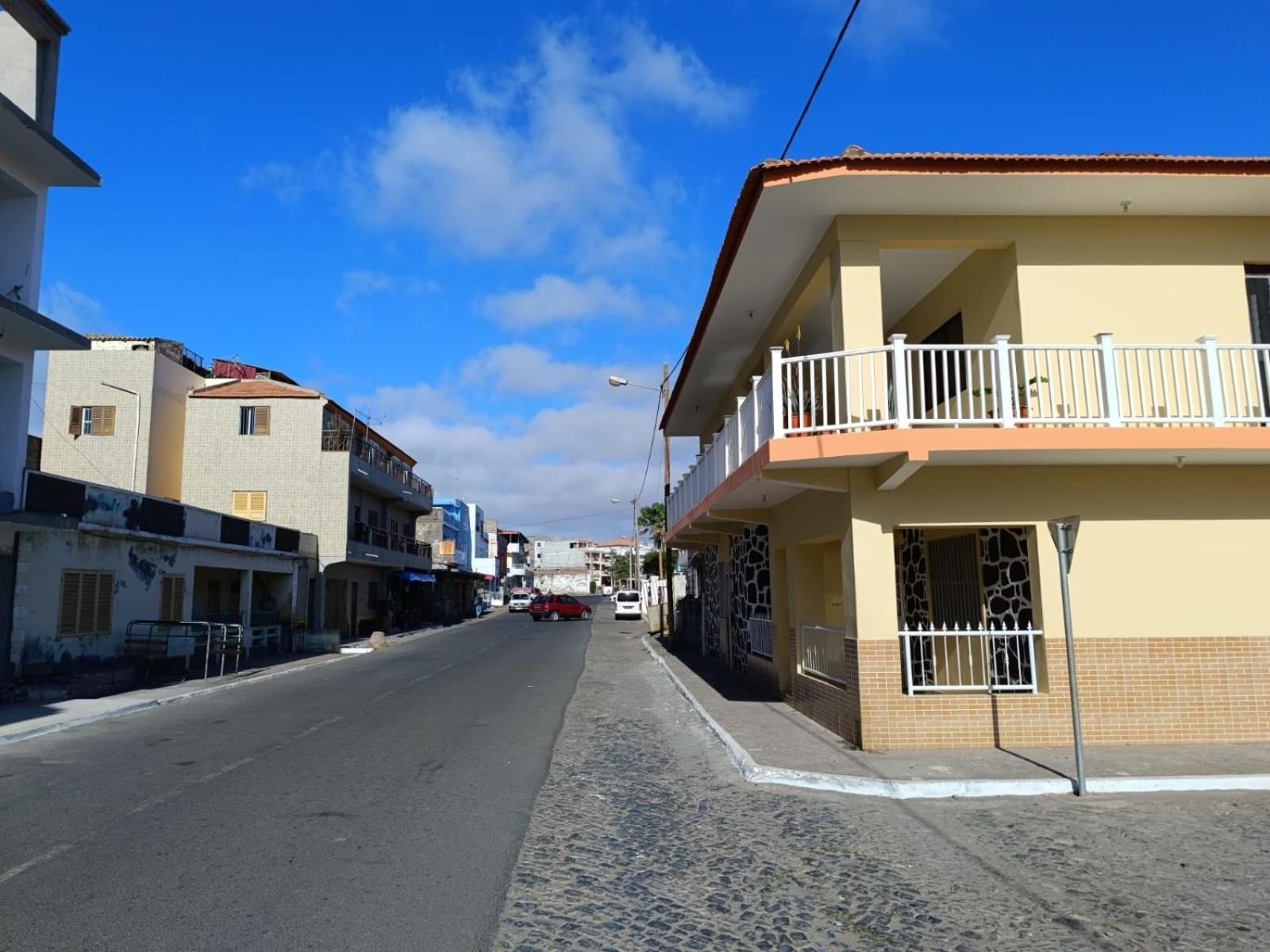 Pensao Dona Fica Appartement Tarrafal  Buitenkant foto